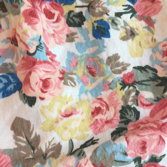 Floral Shorts, XS - Picture 3 of 3